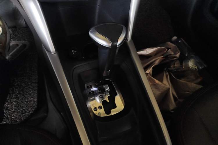 Used Citroen C3-XR 2015 1.6L Automatic Pioneer Model Gear Lever