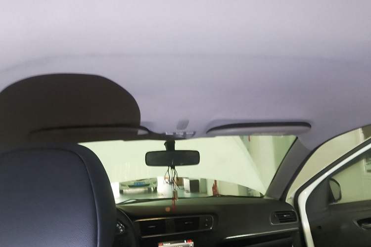 Used Citroen C3-XR 2015 1.6THP Automatic Pioneer Model Headliner