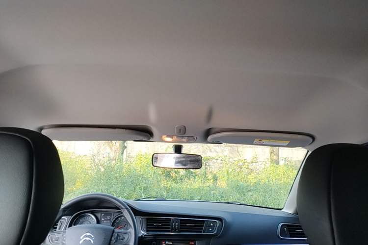 Used Citroen C3-XR 2015 1.6L Automatic Pioneer Model Headliner