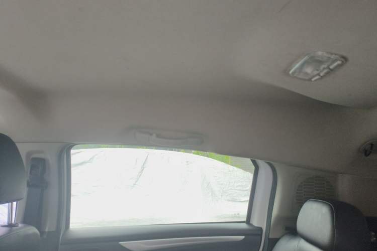 Used Citroen C3-XR 2015 1.6L Automatic Pioneer Model Headliner