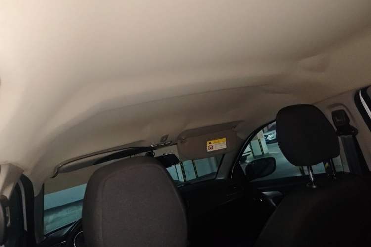 Used Citroen C3-XR 2015 1.6L Automatic Fashion Model Headliner
