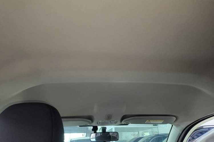 Used Citroen C3-XR 2015 1.6L Automatic Fashion Model Headliner