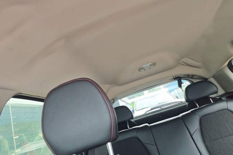 Used Citroen C3-XR 2015 1.6L Automatic Pioneer Model Headliner