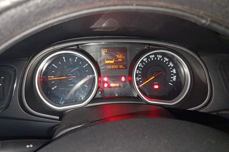 Used Citroen C3-XR 2015 1.6L Automatic Fashion Model Instrument Cluster