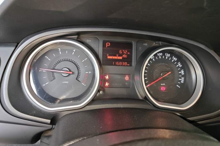 Used Citroen C3-XR 2015 1.6L Automatic Fashion Model Instrument Cluster