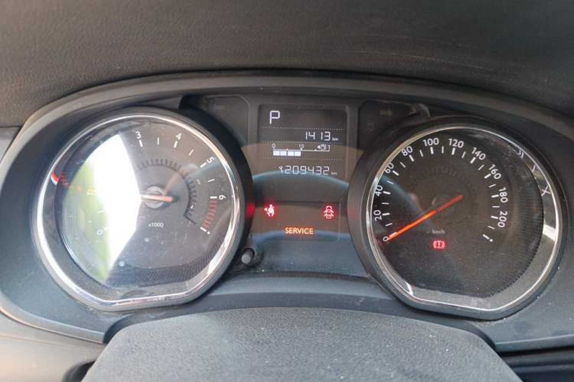 Used Citroen C3-XR 2015 1.6L Automatic Pioneer Model Instrument Cluster