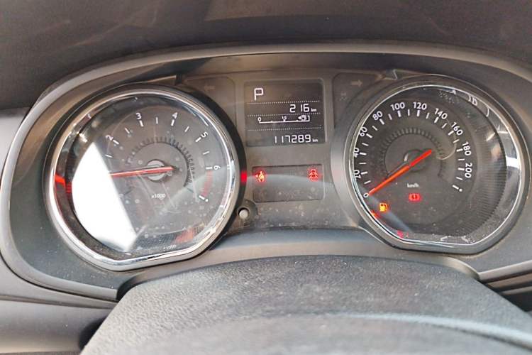 Used Citroen C3-XR 2015 1.6L Automatic Smart Version Instrument Cluster