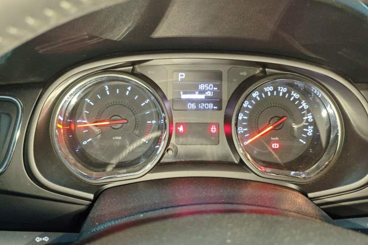 Used Citroen C3-XR 2015 1.6THP Automatic Pioneer Model Instrument Cluster