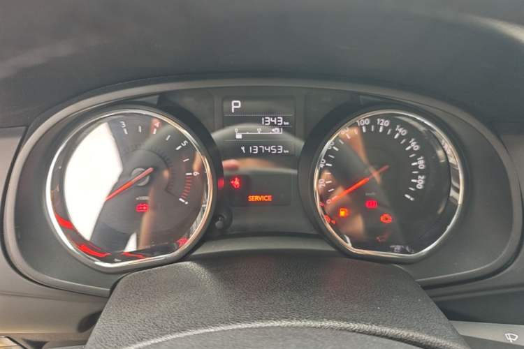 Used Citroen C3-XR 2015 1.6THP Automatic Pioneer Model Instrument Cluster