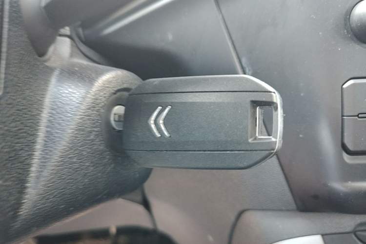 Used Citroen C3-XR 2015 1.6L Automatic Fashion Model Interior 1
