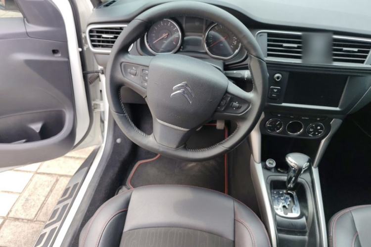 Used Citroen C3-XR 2015 1.6L Automatic Pioneer Model Interior 1