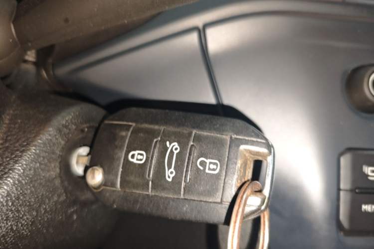 Used Citroen C3-XR 2015 1.6L Automatic Pioneer Model Interior 1