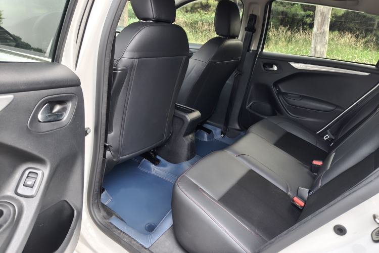 Used Citroen C3-XR 2015 1.6L Automatic Pioneer Model Interior 2