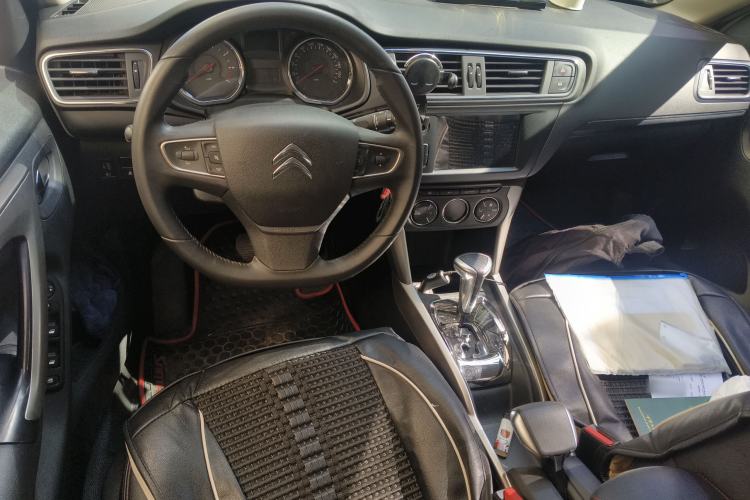 Used Citroen C3-XR 2015 1.6L Automatic Pioneer Model Interior 2