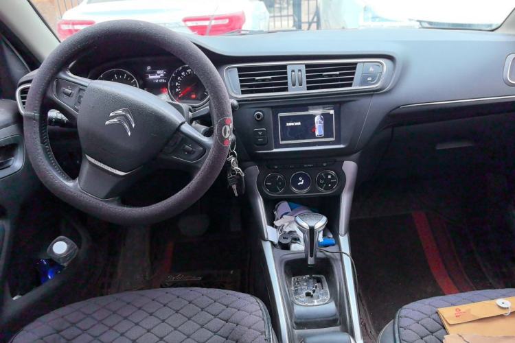 Used Citroen C3-XR 2015 1.6L Automatic Pioneer Model Interior 2