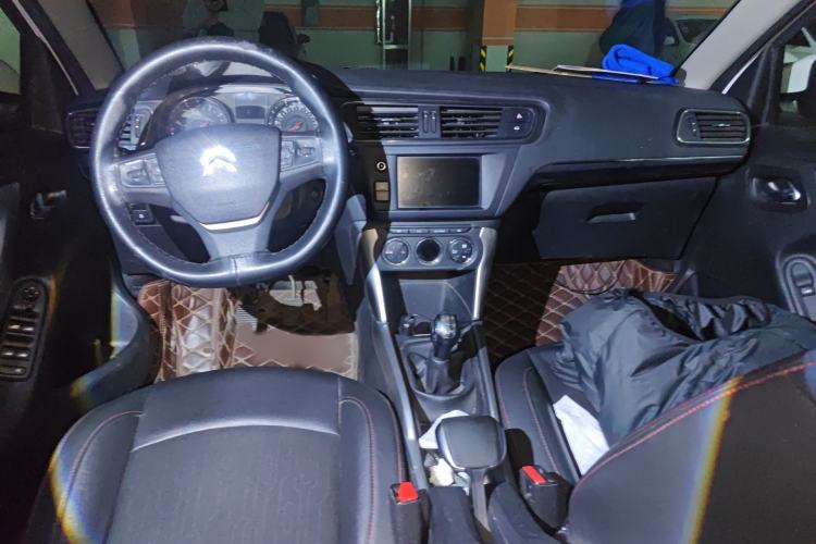 Used Citroen C3-XR 2015 1.6L Manual Pioneer Model Interior 2