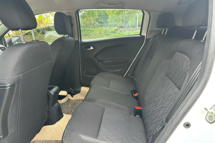 Used Citroen C3-XR 2015 1.6L Automatic Fashion Model Interior 2