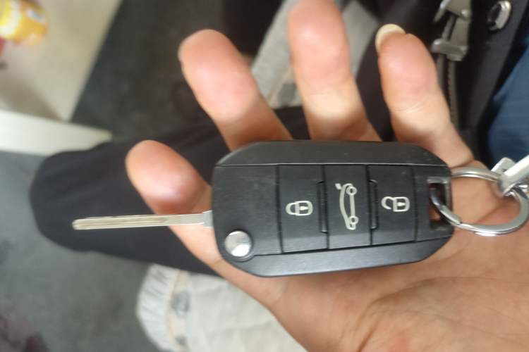 Used Citroen C3-XR 2015 1.6L Automatic Pioneer Model Interior 3