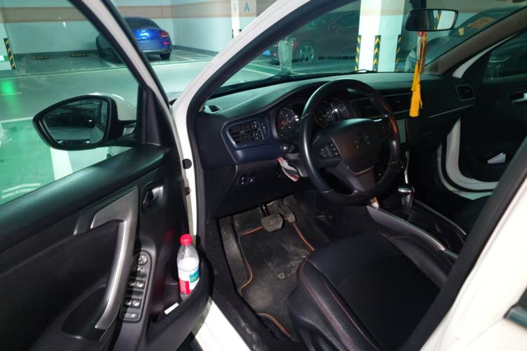 Used Citroen C3-XR 2015 1.6L Automatic Pioneer Model Interior 3