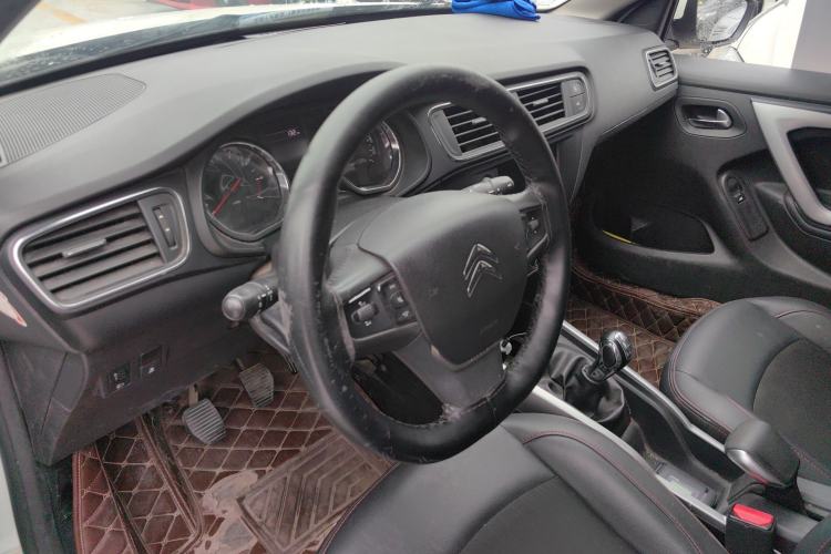 Used Citroen C3-XR 2015 1.6L Manual Pioneer Model Interior 5