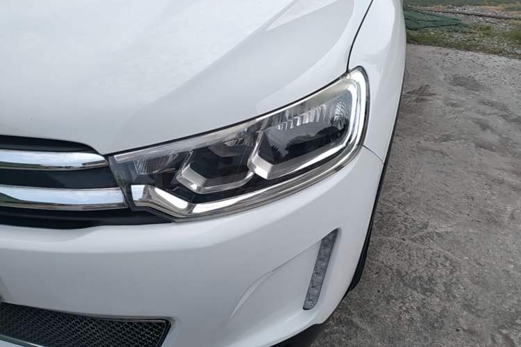 Used Citroen C3-XR 2015 1.6L Automatic Fashion Model Left Front Headlight