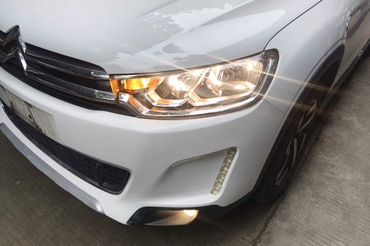 Used Citroen C3-XR 2015 1.6L Automatic Pioneer Model Left Front Headlight