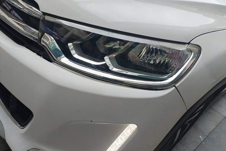 Used Citroen C3-XR 2015 1.6L Automatic Pioneer Model Left Front Headlight