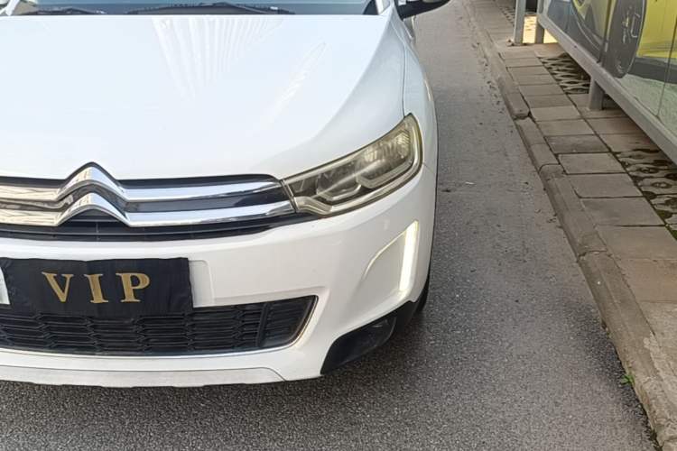 Used Citroen C3-XR 2015 1.6L Automatic Smart Version Left Front Headlight