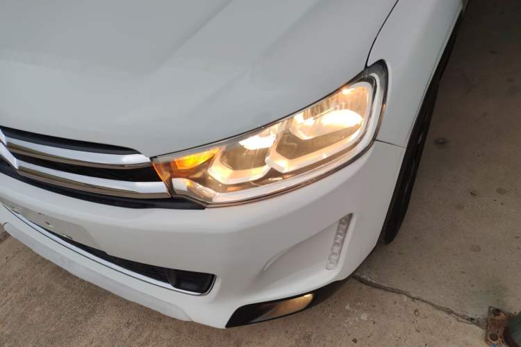 Used Citroen C3-XR 2015 1.6L Automatic Pioneer Model Left Front Headlight