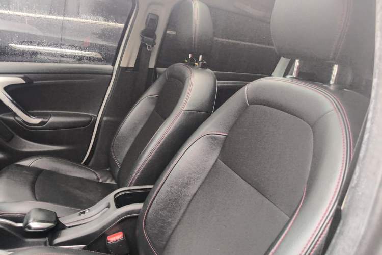 Used Citroen C3-XR 2015 1.6L Automatic Pioneer Model Left Front Seat