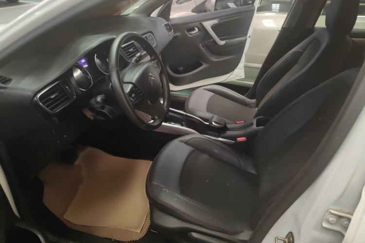 Used Citroen C3-XR 2015 1.6L Automatic Pioneer Model Left Front Seat