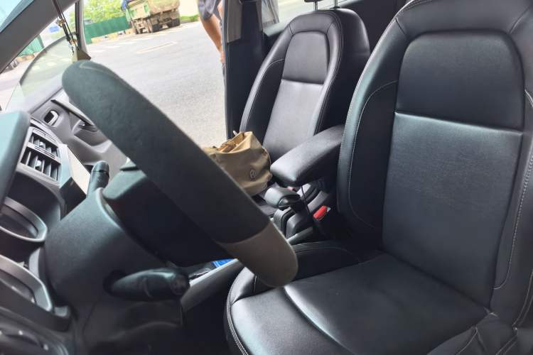 Used Citroen C3-XR 2015 1.6L Automatic Fashion Model Left Front Seat
