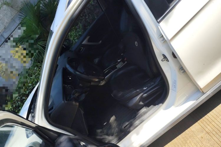 Used Citroen C3-XR 2015 1.6L Automatic Pioneer Model Left Front Seat