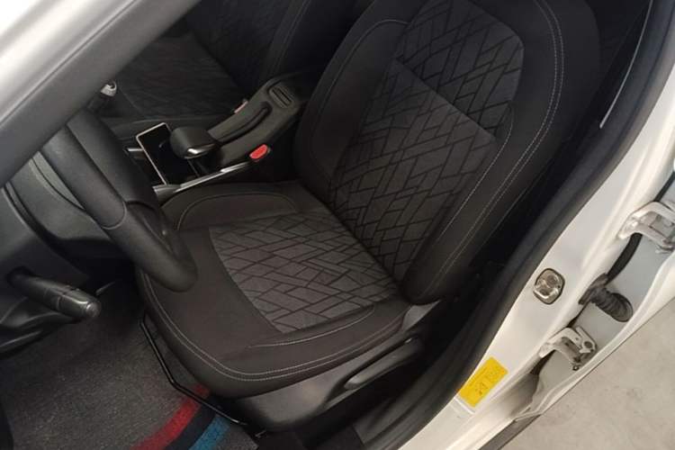 Used Citroen C3-XR 2015 1.6L Automatic Fashion Model Left Front Seat