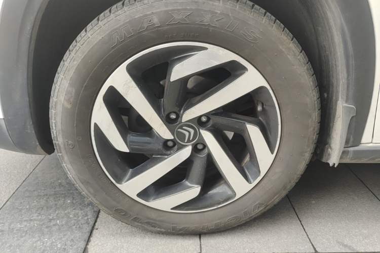 Used Citroen C3-XR 2015 1.6L Automatic Pioneer Model Left Front Wheel Hub