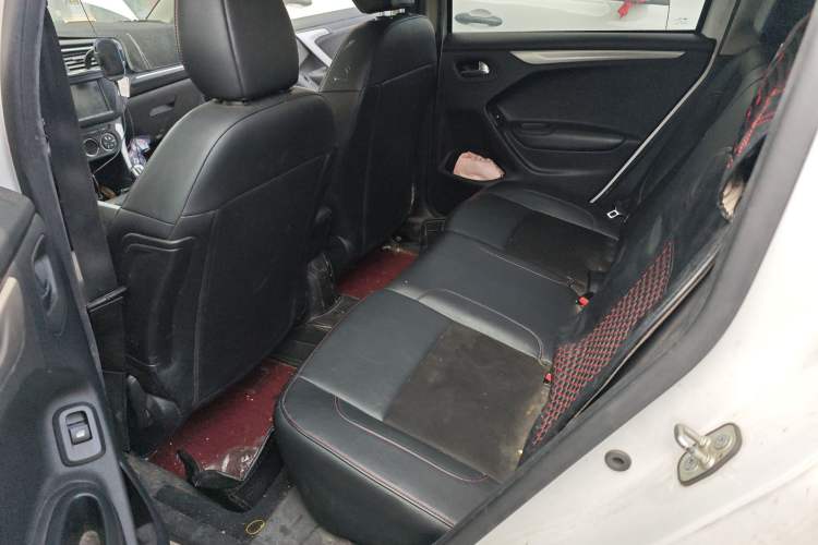Used Citroen C3-XR 2015 1.6L Manual Pioneer Model Left Rear Seat