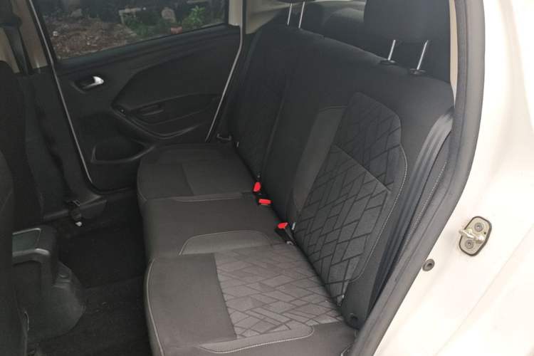 Used Citroen C3-XR 2015 1.6L Automatic Fashion Model Left Rear Seat
