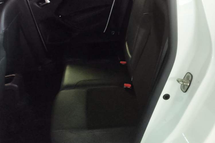 Used Citroen C3-XR 2015 1.6L Automatic Pioneer Model Left Rear Seat