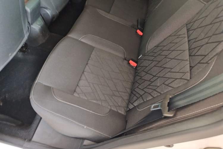 Used Citroen C3-XR 2015 1.6L Automatic Fashion Model Left Rear Seat