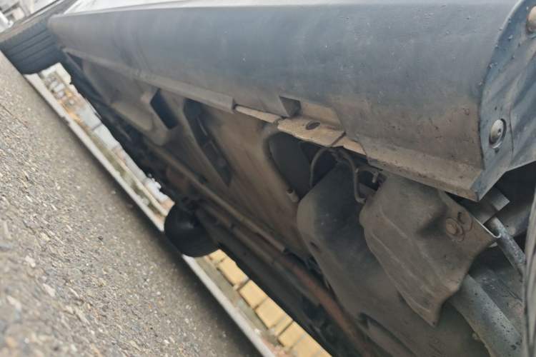 Used Citroen C3-XR 2015 1.6L Automatic Fashion Model Left Side Sill