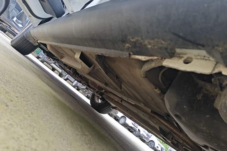 Used Citroen C3-XR 2015 1.6L Manual Fashion Edition Left Side Sill
