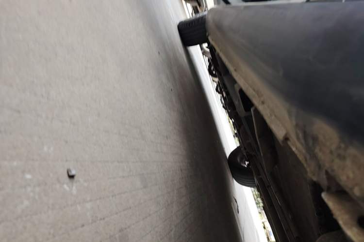 Used Citroen C3-XR 2015 1.6L Automatic Fashion Model Left Side Sill
