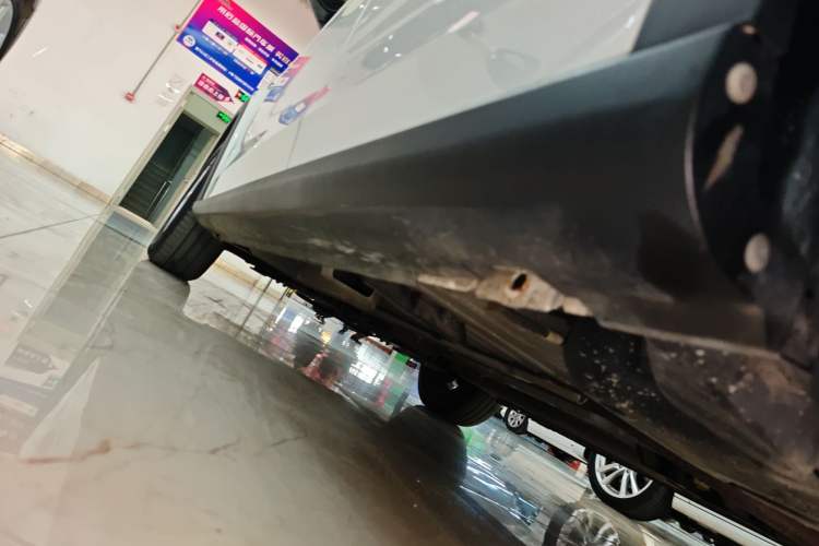 Used Citroen C3-XR 2015 1.6L Automatic Fashion Model Left Side Sill