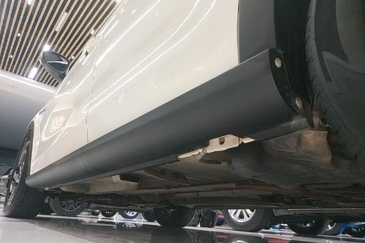 Used Citroen C3-XR 2015 1.6L Automatic Pioneer Model Left Side Sill