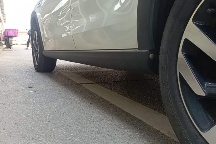 Used Citroen C3-XR 2015 1.6L Automatic Smart Version Left Side Sill