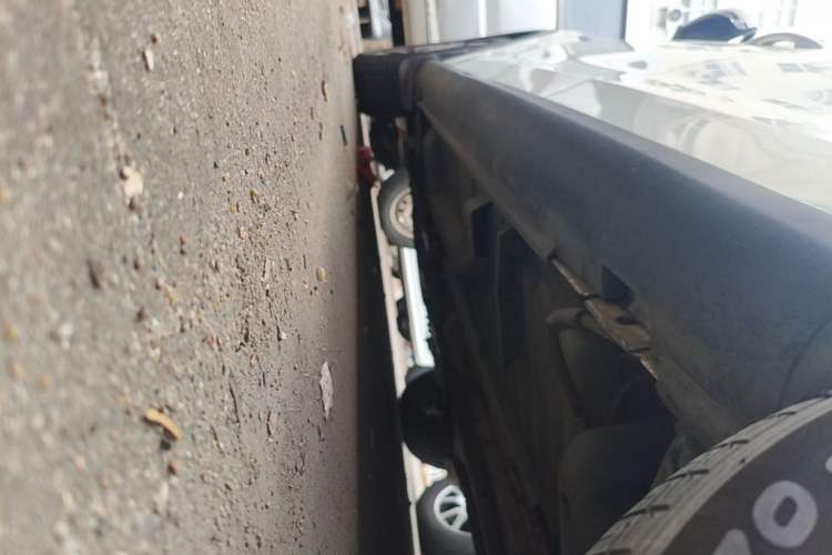 Used Citroen C3-XR 2015 1.6L Automatic Smart Version Left Side Sill