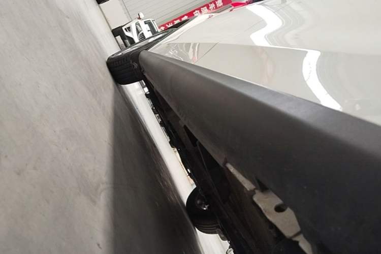 Used Citroen C3-XR 2015 1.6L Automatic Fashion Model Left Side Sill