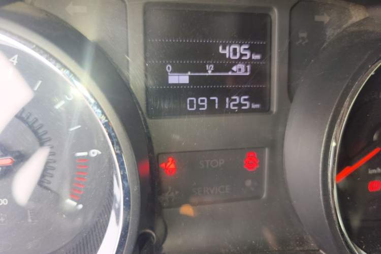 Used Citroen C3-XR 2015 1.6L Manual Pioneer Model Odometer Close Up