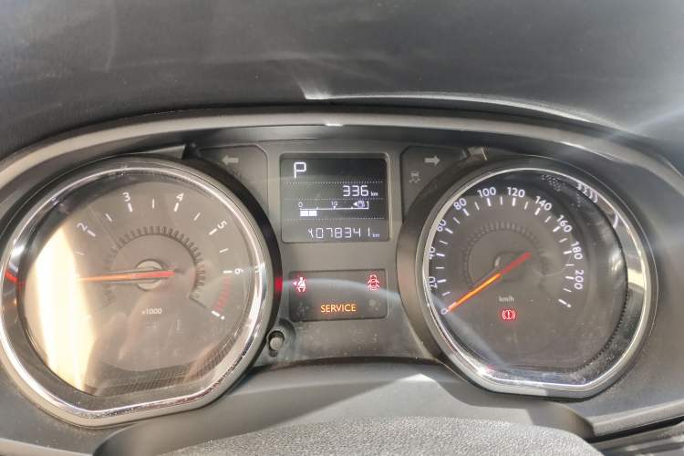 Used Citroen C3-XR 2015 1.6L Automatic Pioneer Model Odometer Close Up