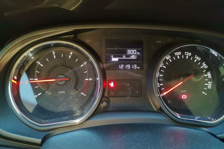 Used Citroen C3-XR 2015 1.6L Manual Pioneer Model Odometer Close Up